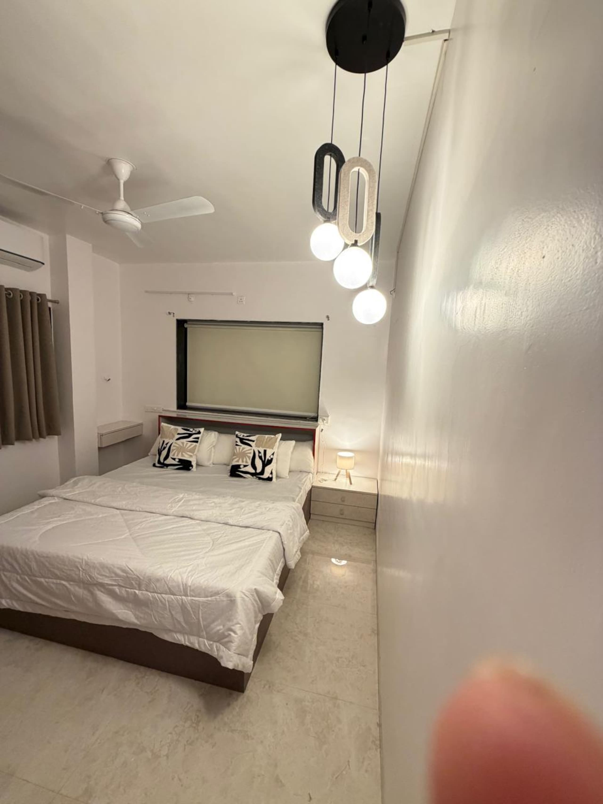 102 Beach Inspired Summer 1BHK Viman Nagar 2bath - Tap to explore photos