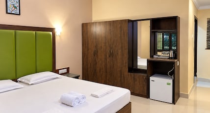 Hotel Riverside Room Type - Deluxe Ac Room