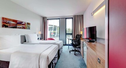 Hilton Garden Inn Stuttgart Neckar Park Room Type - 2 TWIN BEDS