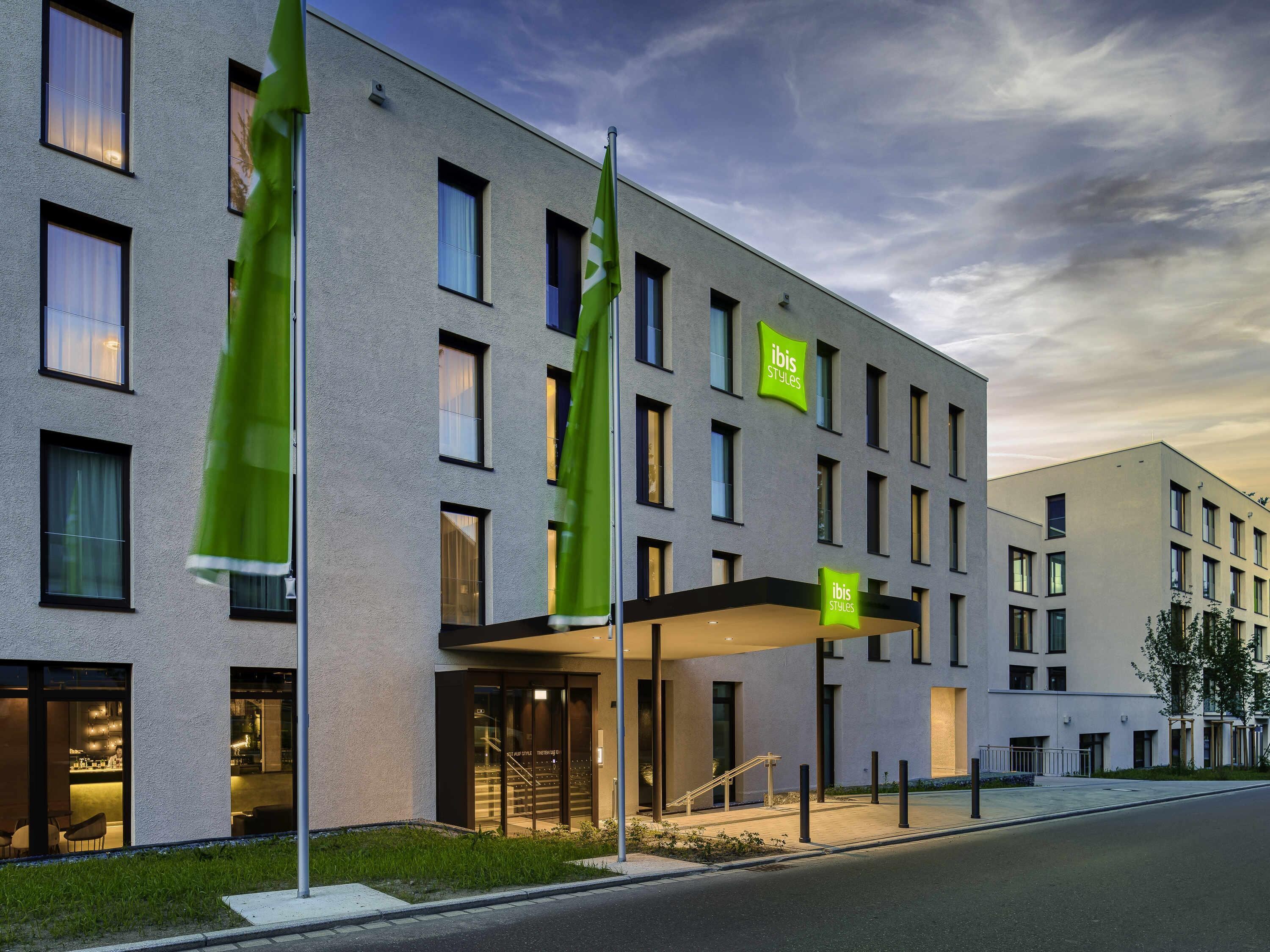 Ibis Styles Friedrichshafen - Tap to explore photos