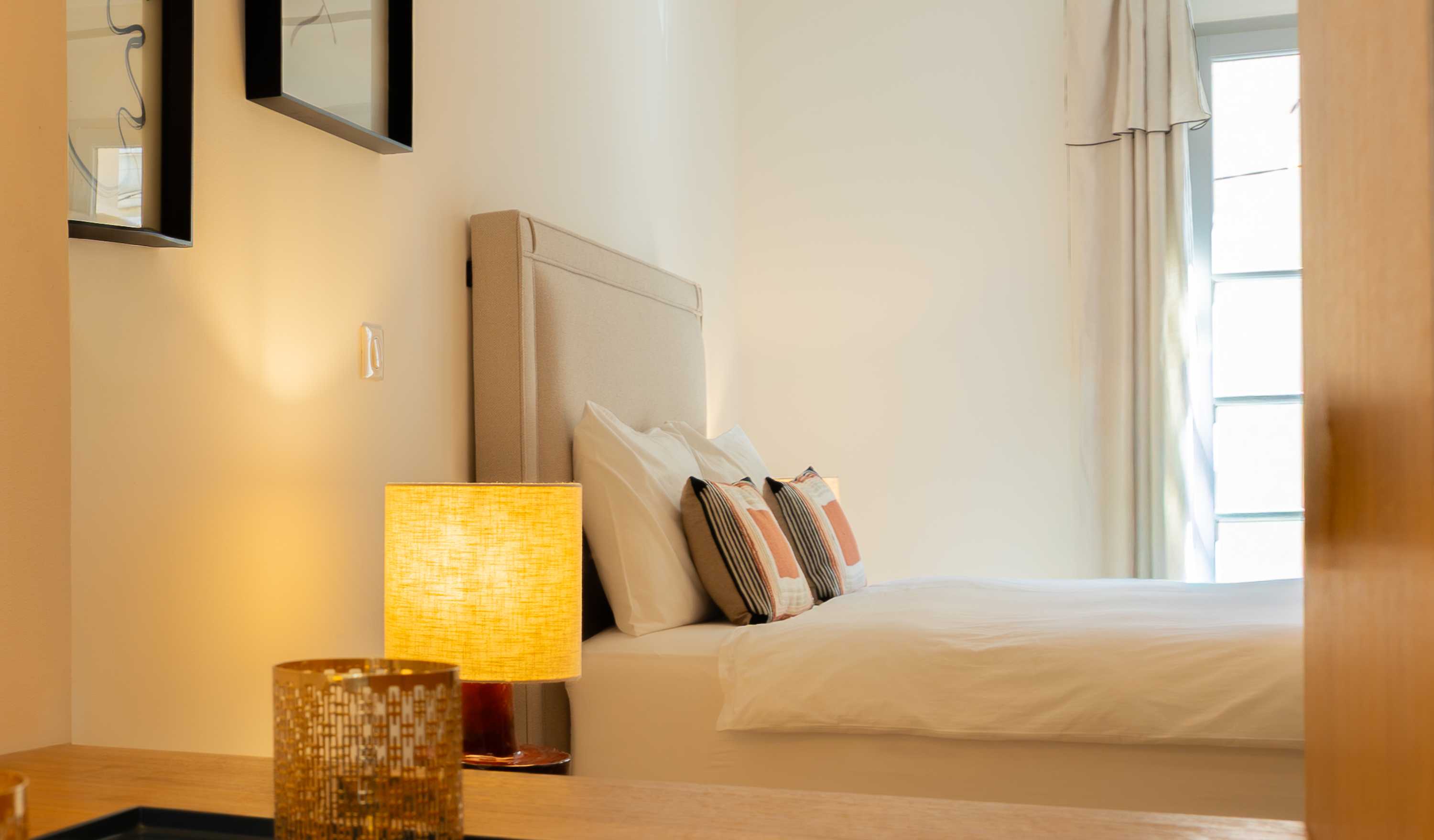 AC apartment with 1BDR/4P- Place des Lices - Tap to explore photos