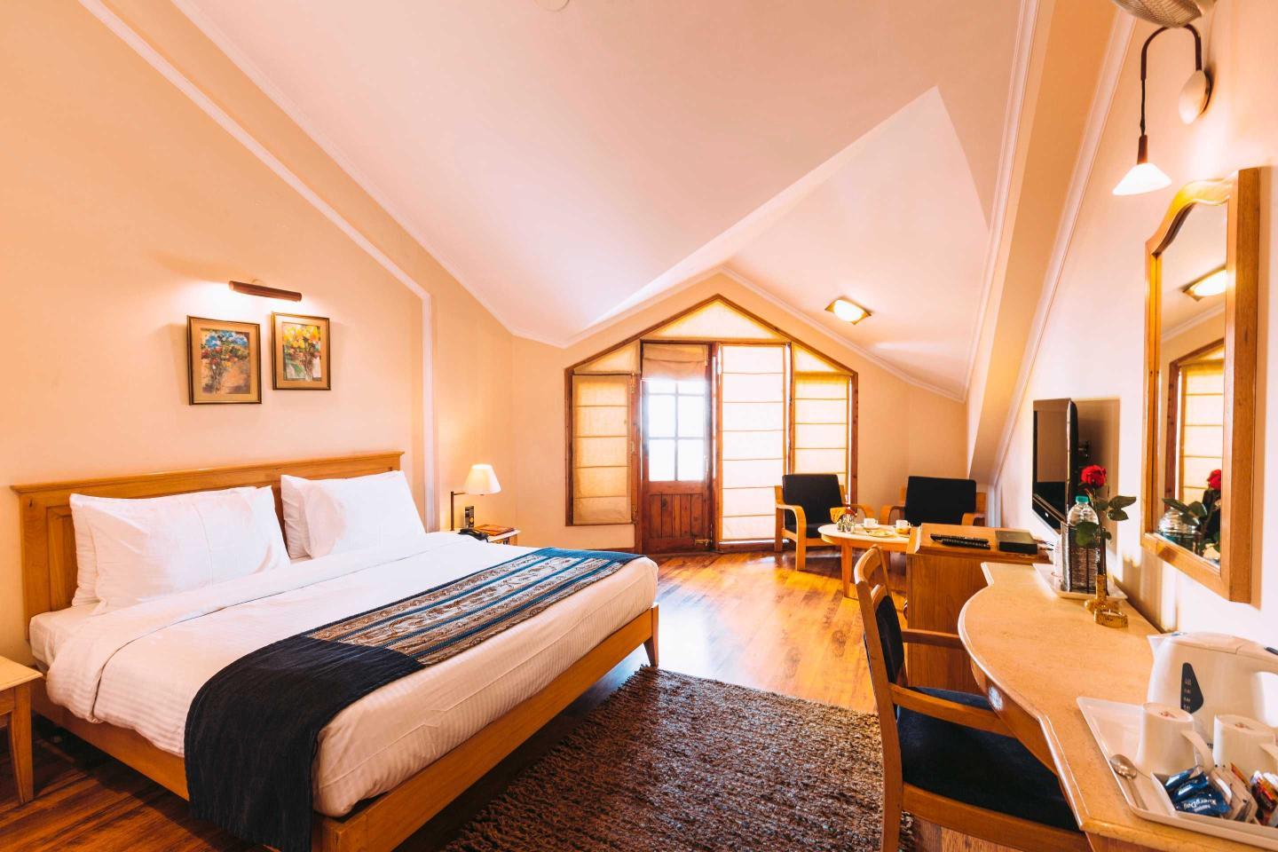 Hotel Willow Banks, Mall Road Shimla - Tap to explore photos