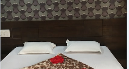 Hotel green Room Type - AC ROOM