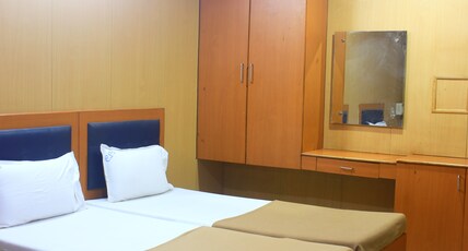 Central Lodge Deluxe Room Type - Deluxe A/C Room