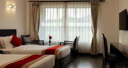 Waterfront Resort Room Type - Deluxe Room