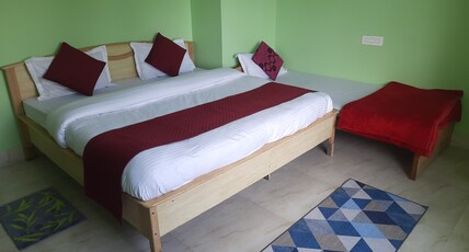 Bubble Beds Room Type - Triple Private Balcony room with Mountain View (3A)