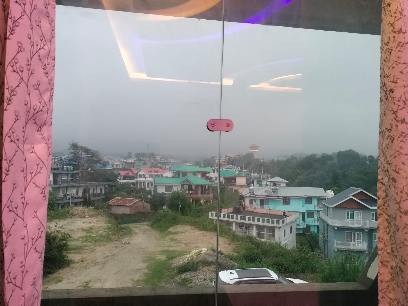 Mountain Breeze Homestay Ghuggar - Tap to explore photos