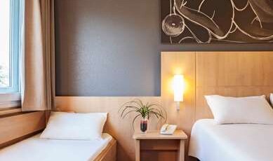 Ibis Cornella Room Type - Room with 1 double bed + 1 extra bed equipped with the new bedding