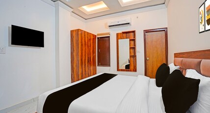 Townhouse Vikas Nagar Lucknow Formerly Wave BLU Room Type - Classic