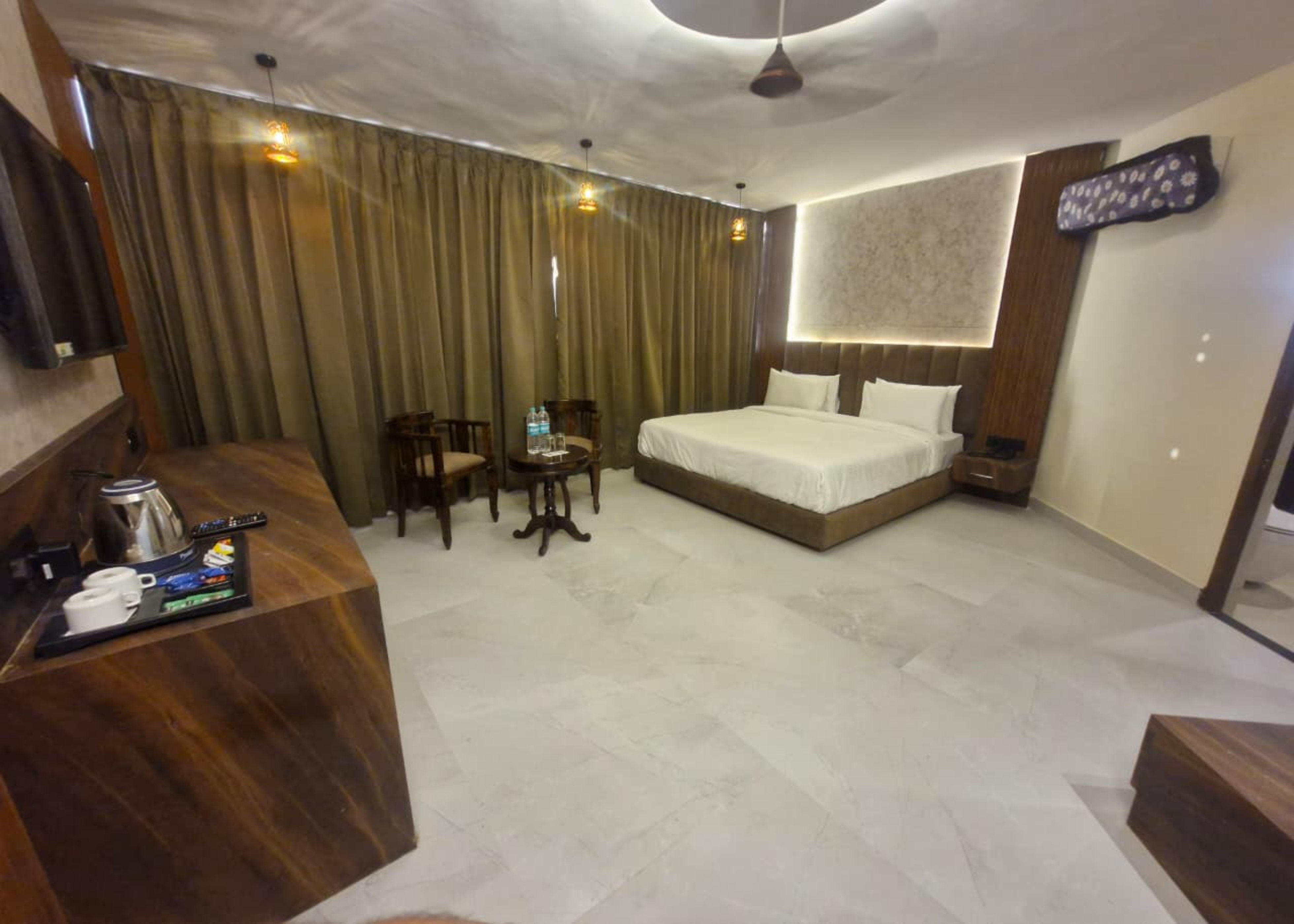 HOTEL SANCTUARY RESORT - Tap to explore photos