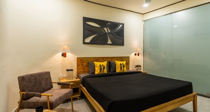 The Hosteller Bam Udaipur, Artist House Room Type - Superior Double Room