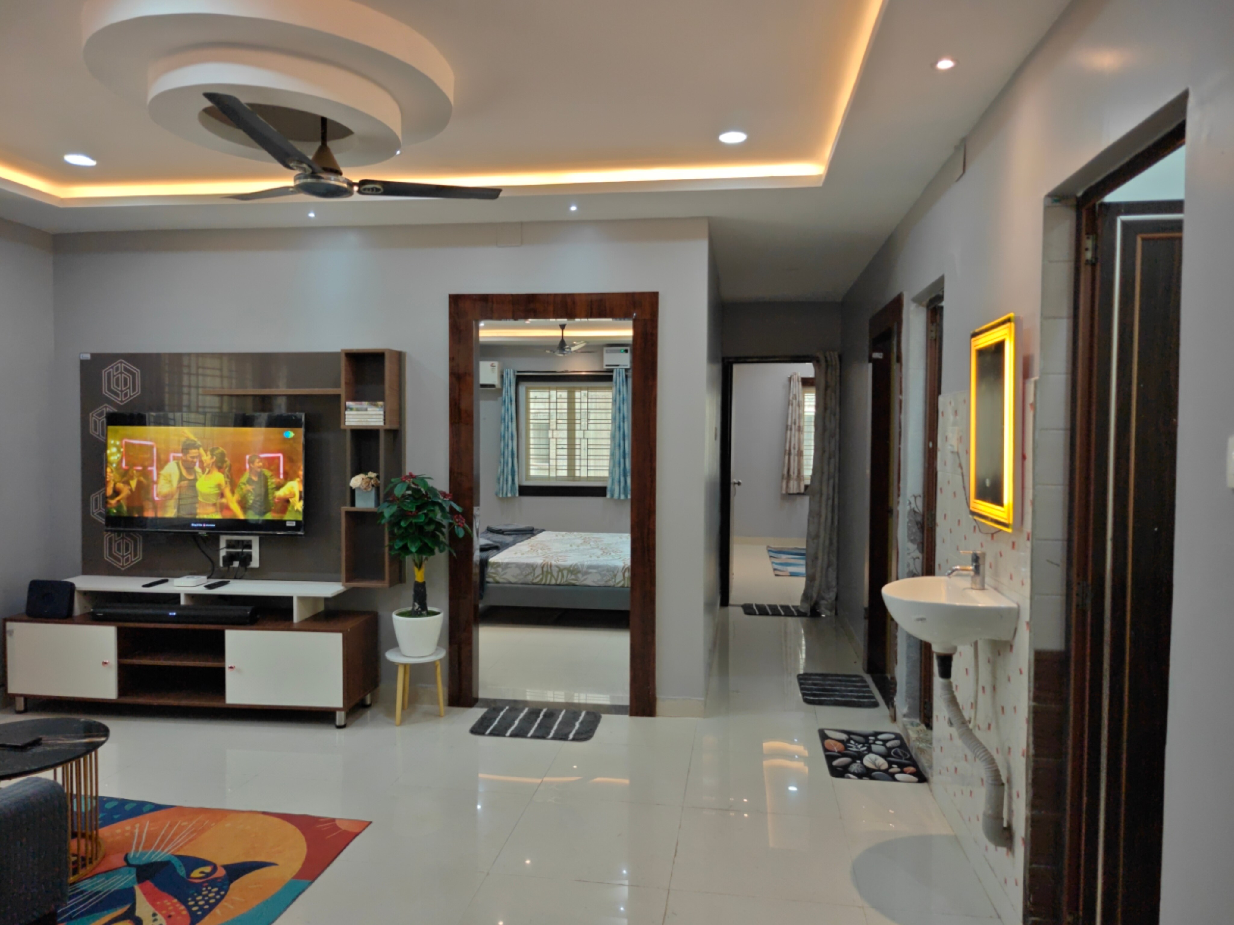 Veloura | Entire 3BHK Apartment | 10Mins From Infocity Square - Tap to explore photos