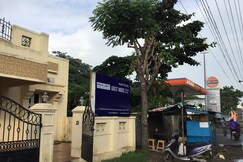 Spacee craft guest House