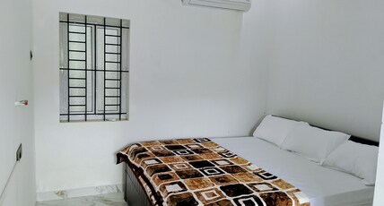 Tanvi Residency Room Type - AC room 3