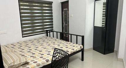 Samriddhi Homestay Room Type - Chandra: Lunar King Room