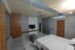 HAVELI HOTEL & RESTAURANT