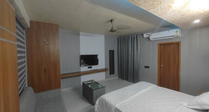 HAVELI HOTEL & RESTAURANT Room Type - DELEX ROOM