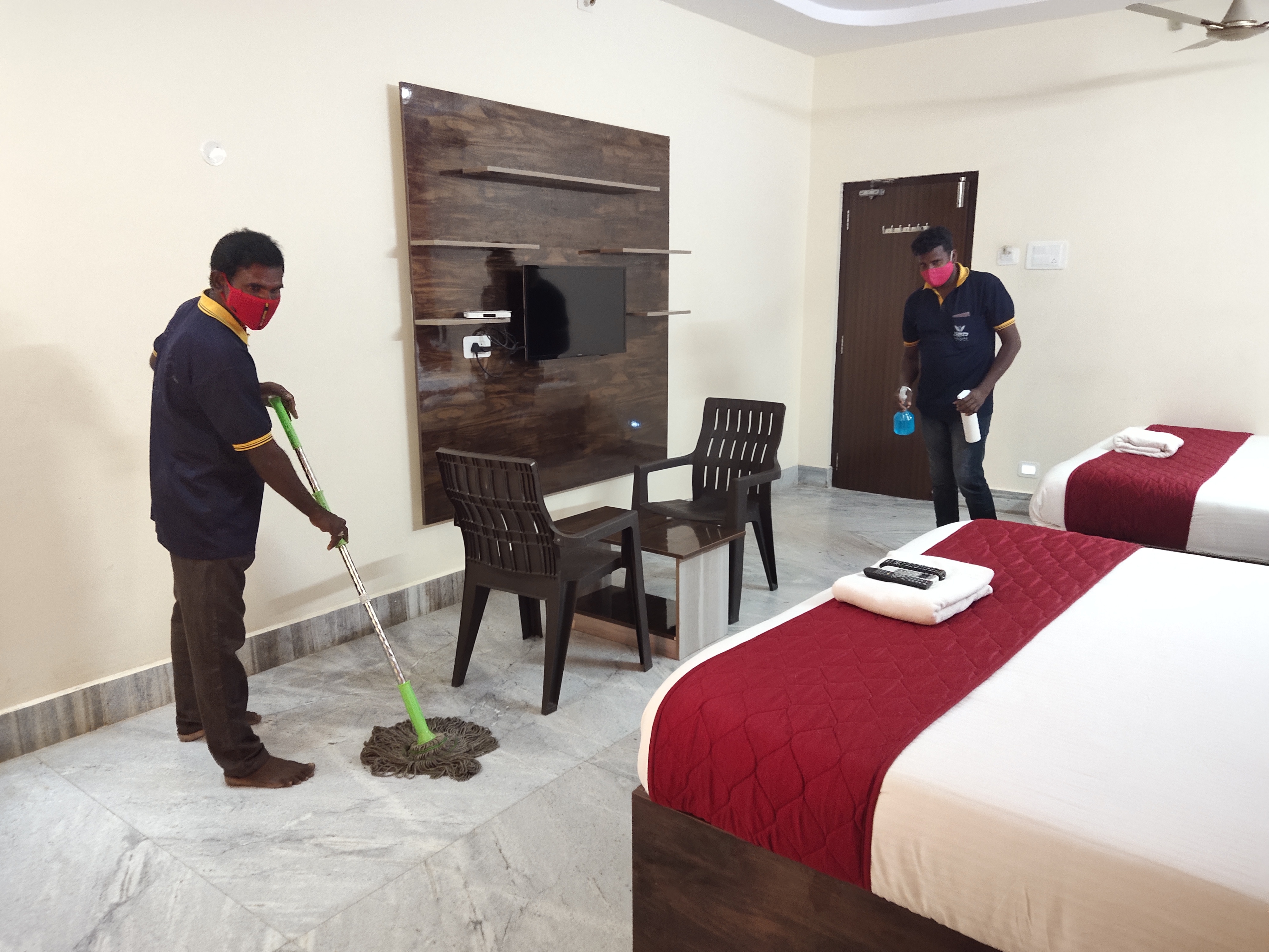 Devansh Bhanu Residency DBR | Rooms & Cafe - Tap to explore photos