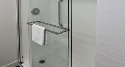 Hampton Inn Billings Room Type - 2 Q SHWR ONLY W FRIDGE NS