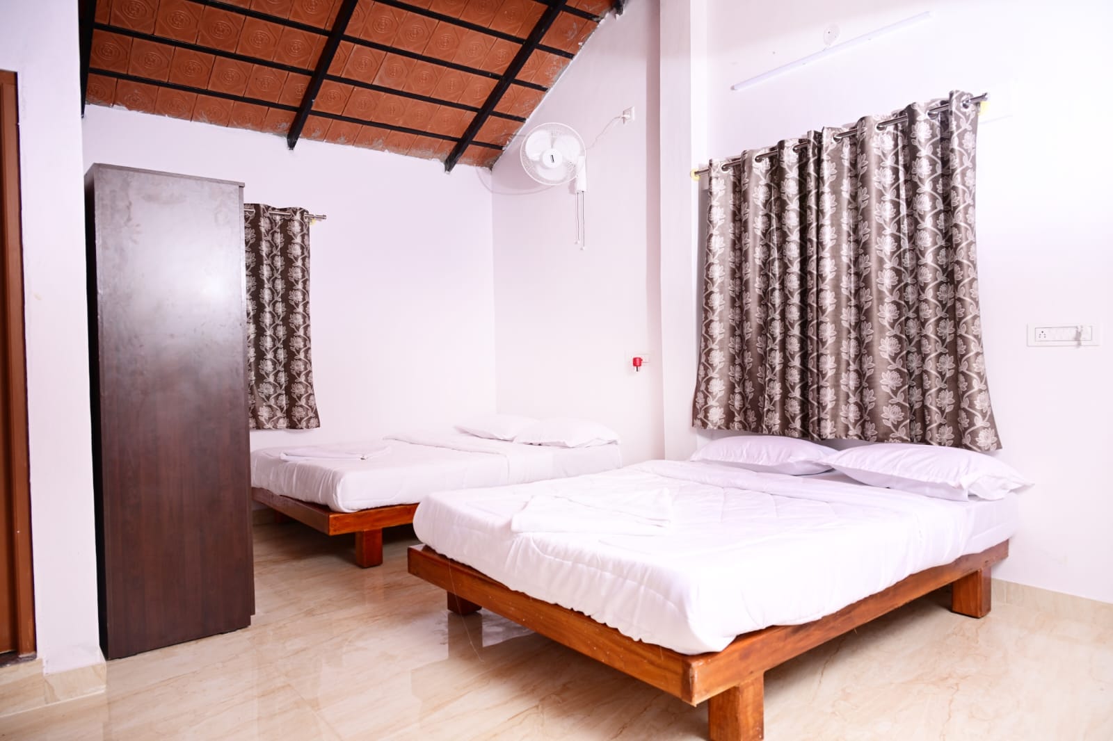 Jathan Homestay - Tap to explore photos