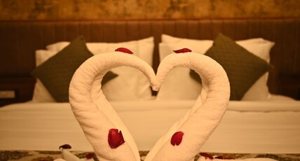 SWET PALASH RESORT Room Type - Club Room (AC)