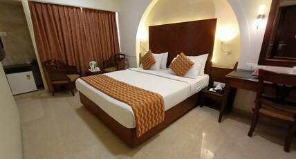 Hotel Supreme Heritage Room Type - Deluxe