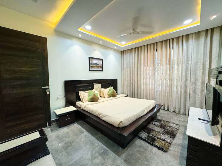 Green Homes 3 BHK Luxe Apartment - Tap to explore photos