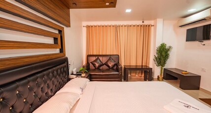 Palat Residence Room Type - DELUXE EXECUTIVE