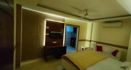 Green Residency Room Type - Standard Room with Kitchen