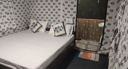 MOK VYAS CAMPING Room Type - Luxury Tent