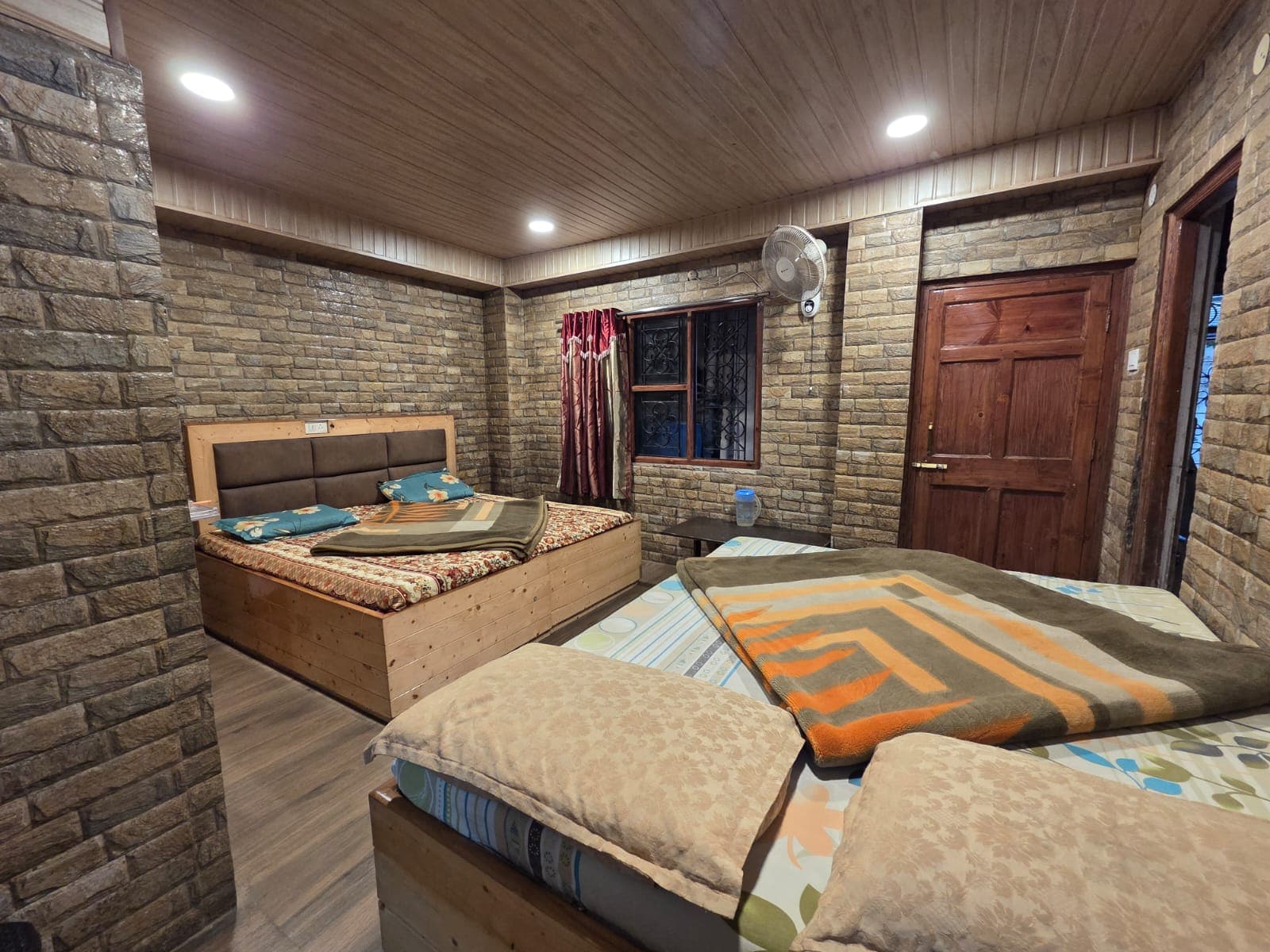 Mehdudia GuestHouse - Tap to explore photos