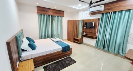 S K Airport Lodge | Guwahati Room Type - Deluxe Room