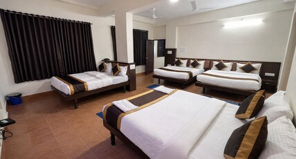 Hotel Durga International Room Type - Non AC Big Family