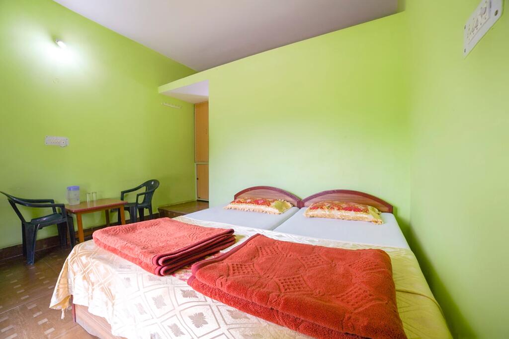 Hotel baijnath Lake view - Tap to explore photos