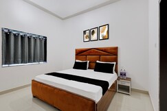 Hotel O Rudra Hotel and restaurant