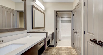 Staybridge Suites BALTIMORE - INNER HARBOR, an IHG hotel Room Type - 1 King 1 Bedroom Suite Sofa Bed Harbour View
