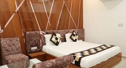 Bhawana Palace Hotel Room Type - Super Deluxe Room