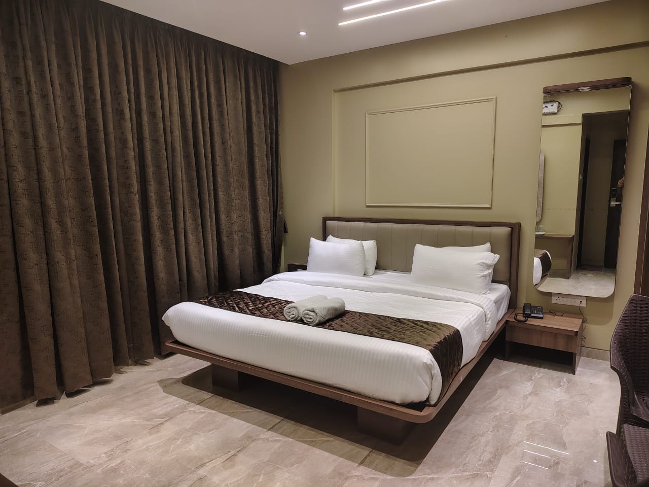 Hotel Kedari Residency - Tap to explore photos