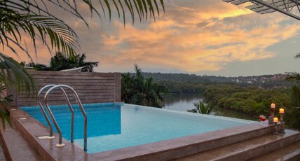 LohonoStays Villa Supan 5 Bedroom Room Type - LohonoStays Villa Supan 5 Bedroom