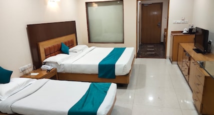HOTEL VINAYAK & MOLECULE AIR BAR Room Type - Premium Family Room