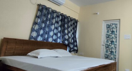 KIRITI GUEST HOUSE Room Type - DELUXE BED ROOM AC