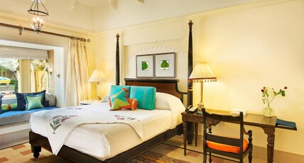 The Oberoi Udaivilas Room Type - Premier Pool View Room King