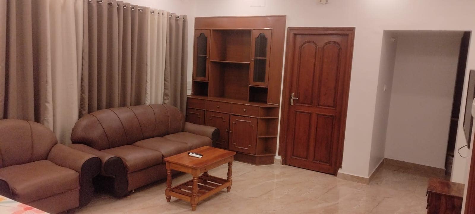 1 BHK AC home BTM Metro station 101 - Tap to explore photos