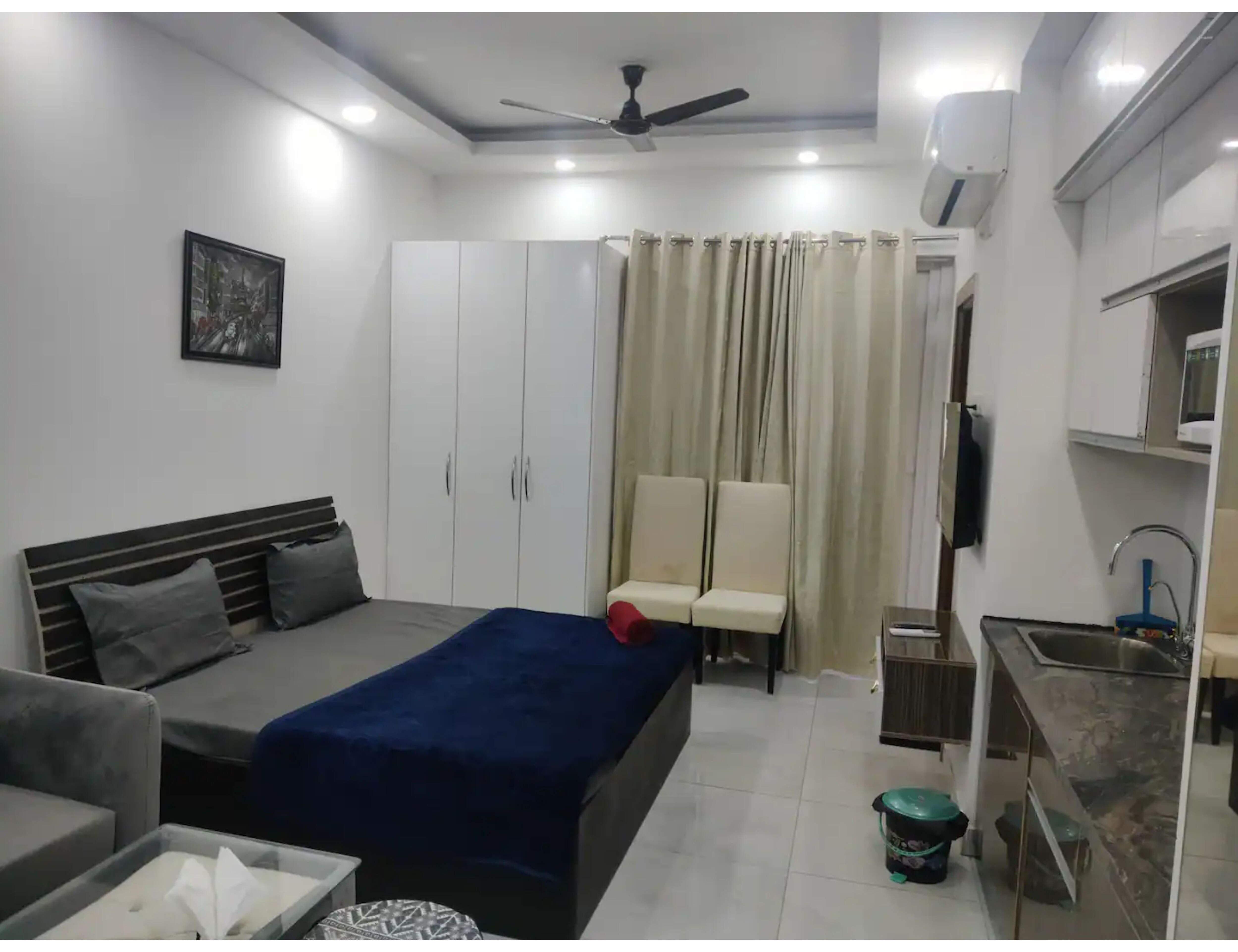 Amber Homes Couple Friendly stay - Tap to explore photos