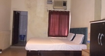 Hotel Tara Inn Room Type - Deluxe AC Room Hotel Tara Inn Room Type - Deluxe AC Room