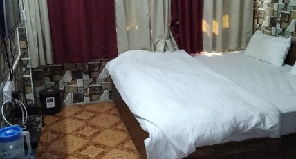HOTEL NAINA PALACE Room Type - SUPER DELUXE NON AC ROOM