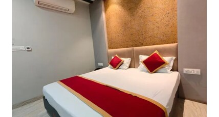 FabHotel Pacific View Room Type - Deluxe Room