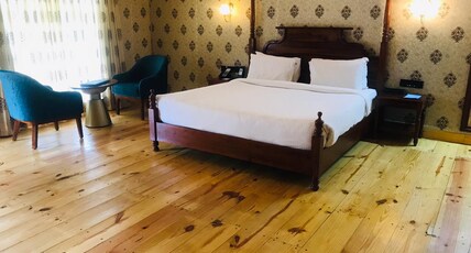 Pushkara Resort and Spa Room Type - Luxury Tent with Jacuzzi