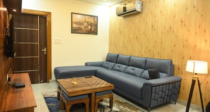 The Crestoria Comfort Meets Luxury Room Type - The Crestoria Comfort Meets Luxury