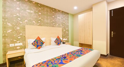 FabHotel Crescent Room Type - Deluxe Room